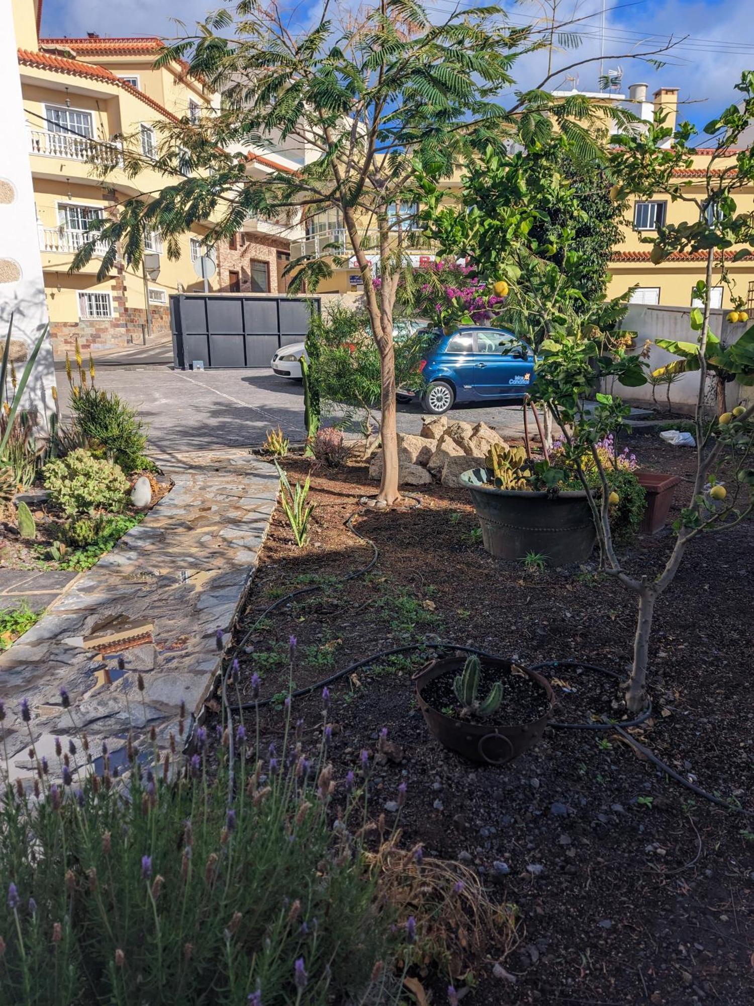Casa Roberta Agua Lägenhet Arona  Exteriör bild